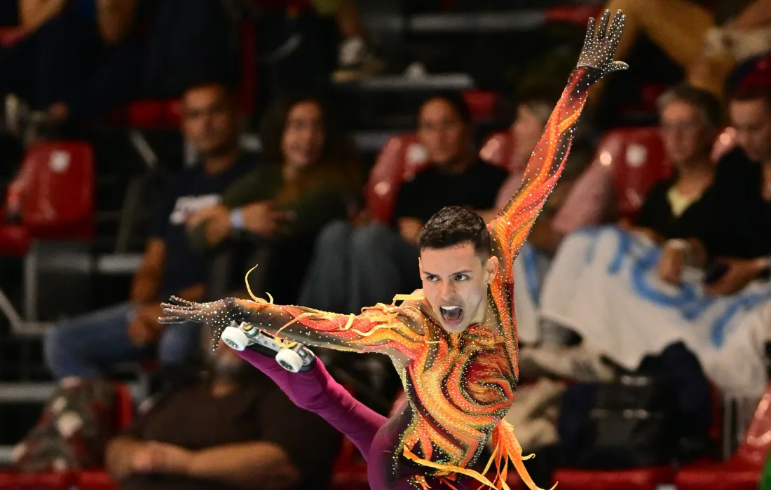 La Universidad Javeriana Cali se enorgullece de destacar a Brayan Carreño Ceballos, estudiante de segundo semestre de la carrera de Medicina quien ha alcanzado notables éxitos en el mundo del patinaje artístico La Universidad Javeriana Cali se enorgullece de destacar a Brayan Carreño Ceballos, estudiante de segundo semestre de la carrera de Medicina quien ha alcanzado notables éxitos en el mundo del patinaje artístico