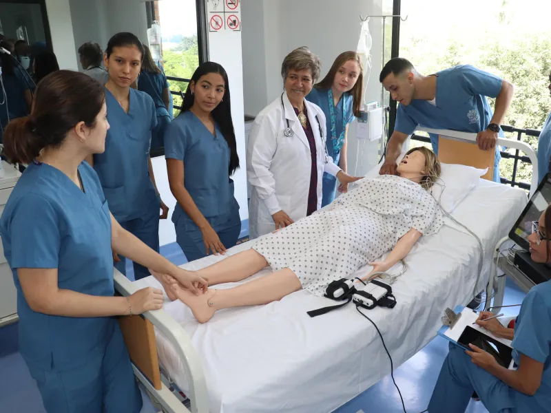 Prácticas con simuladores Javeriana Cali Prácticas con simuladores Javeriana Cali