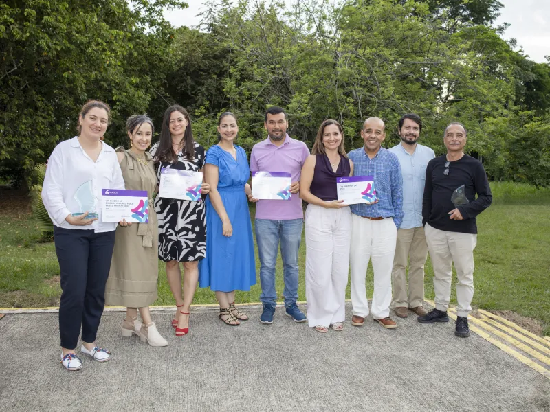 Representantes de los proyectos ganadores de los premios CIDESCO a la Innovación Universitaria 2023, UP: Bipedestadores para bebés y Colores por la vida; y proyectos finalistas Transer y Desarrollo rural y equidad para la paz del norte del Cauca. Representantes de los proyectos ganadores de los premios CIDESCO a la Innovación Universitaria 2023, UP: Bipedestadores para bebés y Colores por la vida; y proyectos finalistas Transer y Desarrollo rural y equidad para la paz del norte del Cauca.