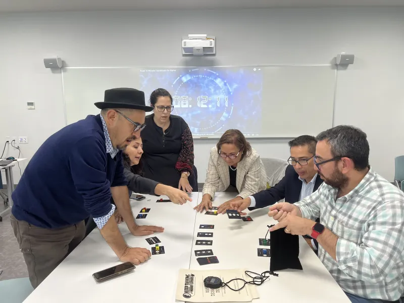 Javeriana Cali acompaña al Tecnológico de Monterrey en su estrategia de integración de juegos en educación Javeriana Cali acompaña al Tecnológico de Monterrey en su estrategia de integración de juegos en educación
